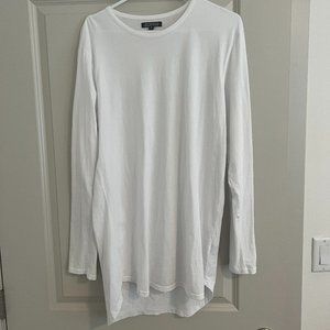 Elwood Curved Hem Tee